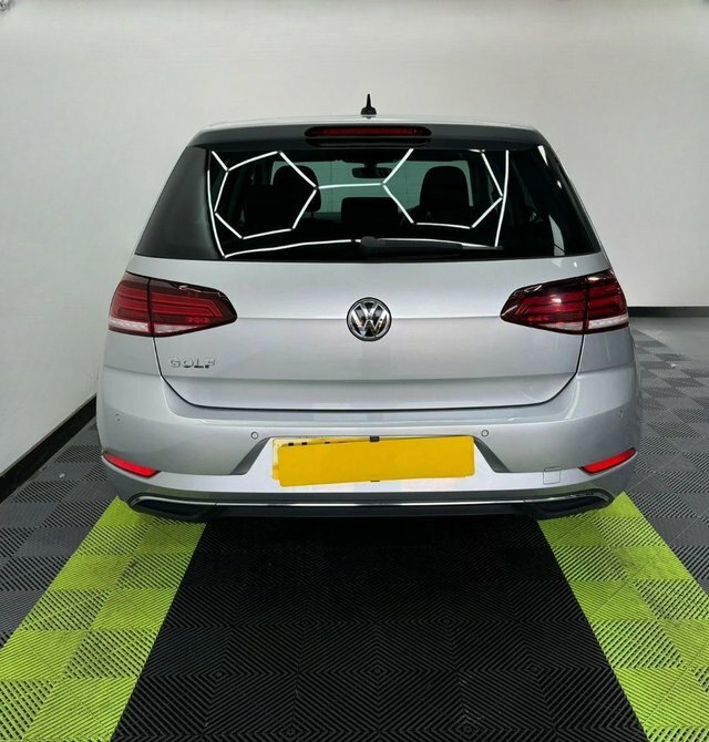 Volkswagen Golf 2.0 Match Edition Tdi Silver #4