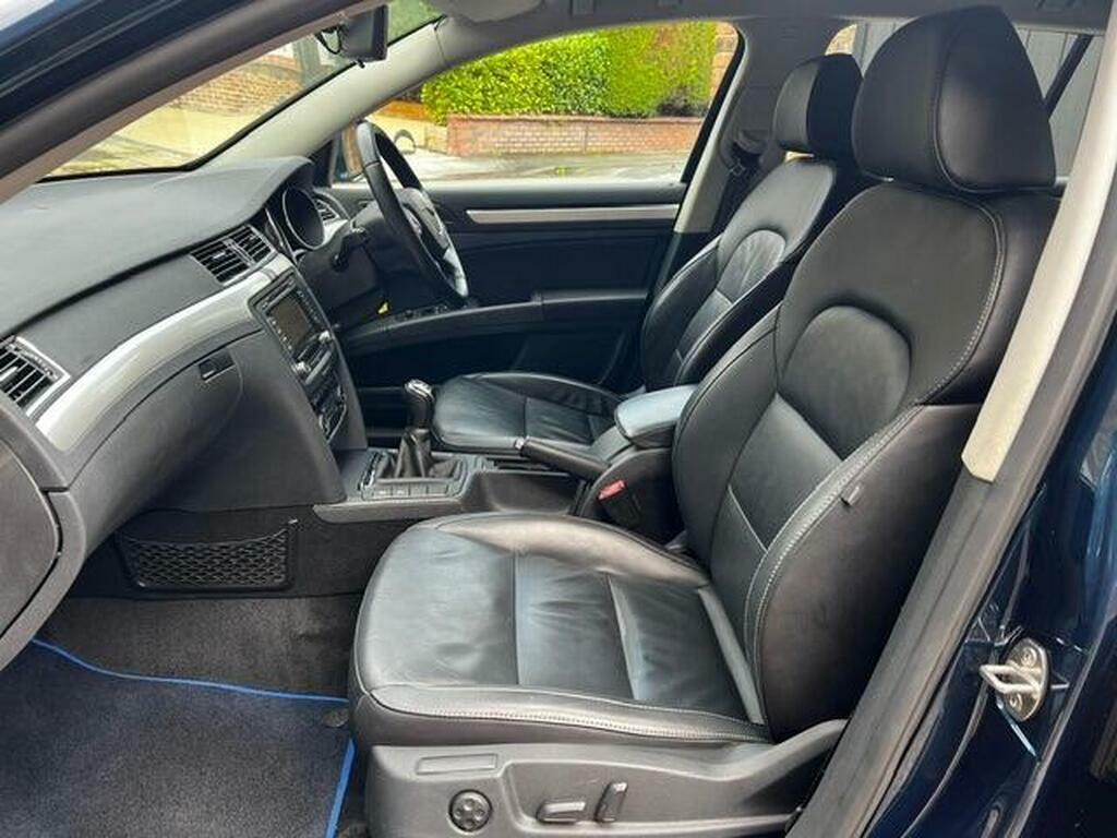 Skoda Superb Superb S Tdi Cr 140 Blue #5