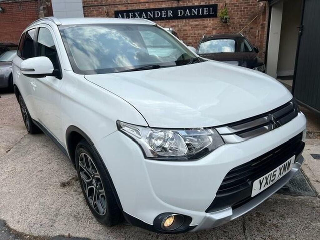 Mitsubishi Outlander 2.2 Di-d Gx3 4Wd Euro 5 S S White #2