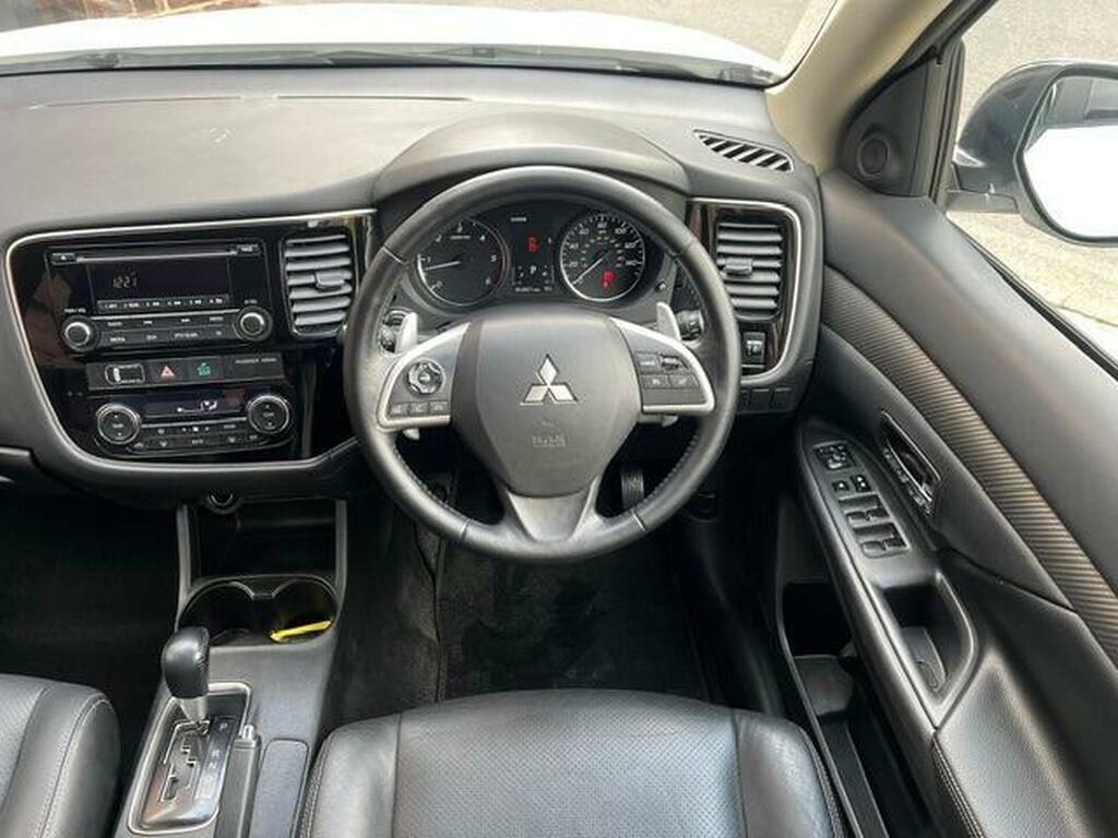Mitsubishi Outlander 2.0L Phev Gx 3H Plus Suv Hybrid Semi Black #11