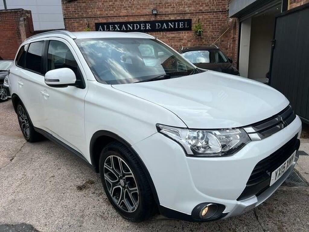 Mitsubishi Outlander 2.2 Di-d Gx3 4Wd Euro 5 S S White
