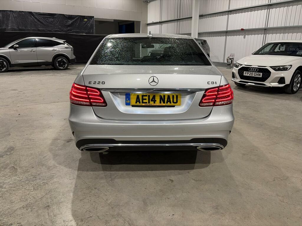 Mercedes-Benz E Class Amg Sport Silver #4