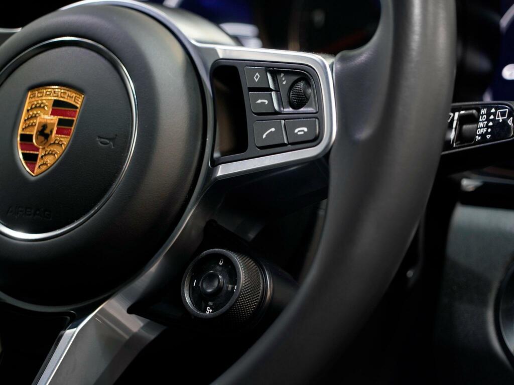 Porsche Cayenne 3.0 V6 E-hybrid 17.9Kwh Platinum Edition Coupe Grey #22
