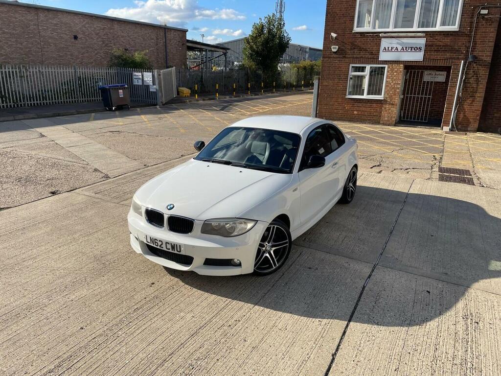BMW 1 Series 118I Exclusive Edition White #2