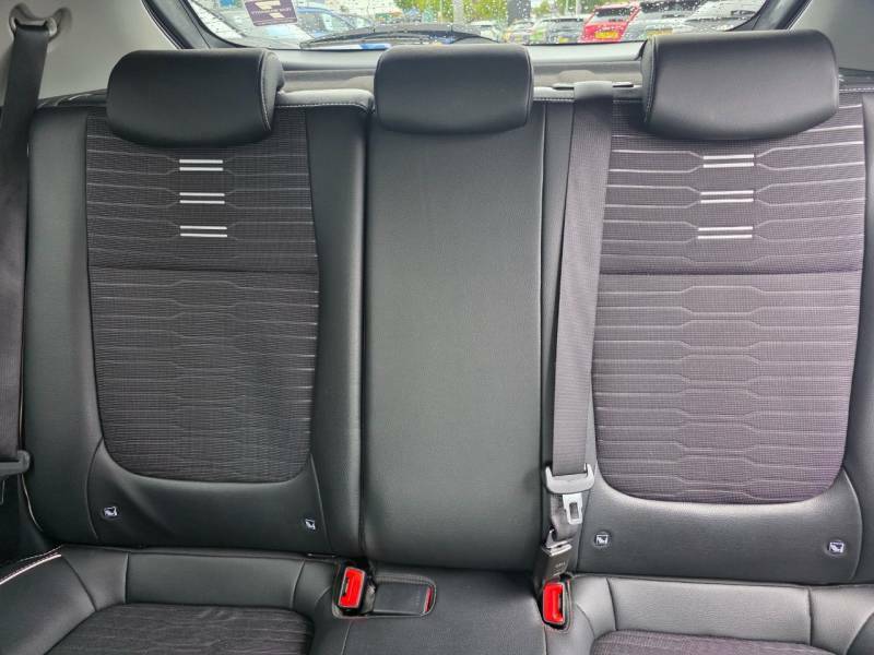Kia Stonic 1.0T Gdi 48V 98 3 Dct Black #23