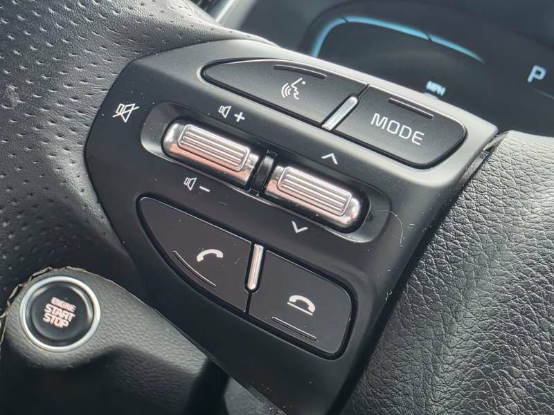 Kia Stonic 1.0T Gdi 48V 98 3 Dct Black #11