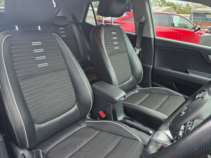 Kia Stonic 1.0T Gdi 48V 98 3 Dct Black #14
