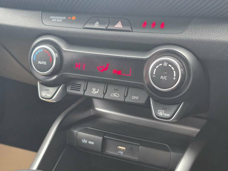 Kia Stonic 1.0T Gdi 48V 98 3 Dct Black #8