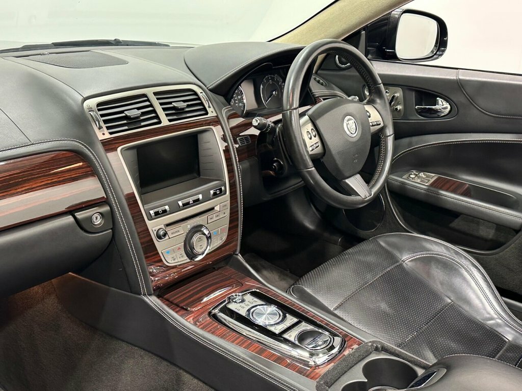 Jaguar XK 5.0 V8 Euro 5 Grey #19