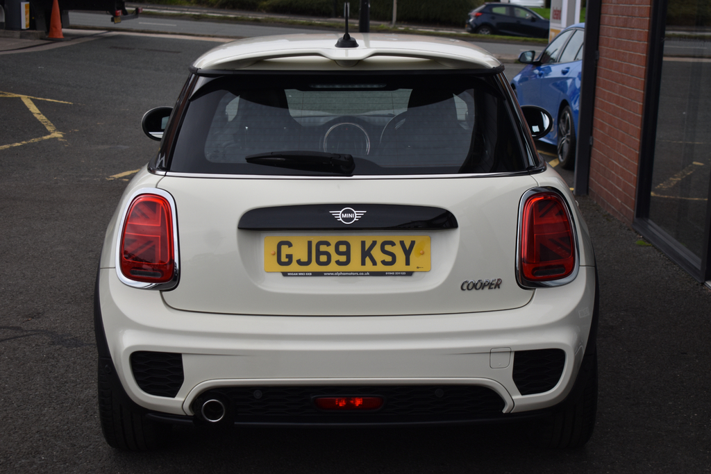 Mini Hatch 1.5 Cooper Sport Hatchback Euro Brown #6