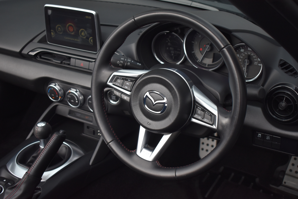 Mazda MX-5 1.5 Skyactiv G Sport Convertible White #9