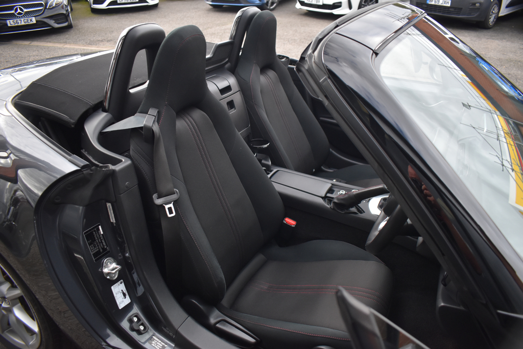 Mazda MX-5 1.5 Skyactiv G Sport Convertible White #7