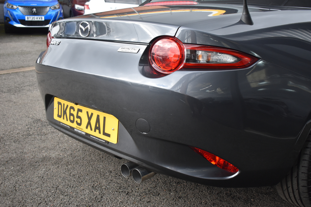 Mazda MX-5 1.5 Skyactiv G Sport Convertible White #46