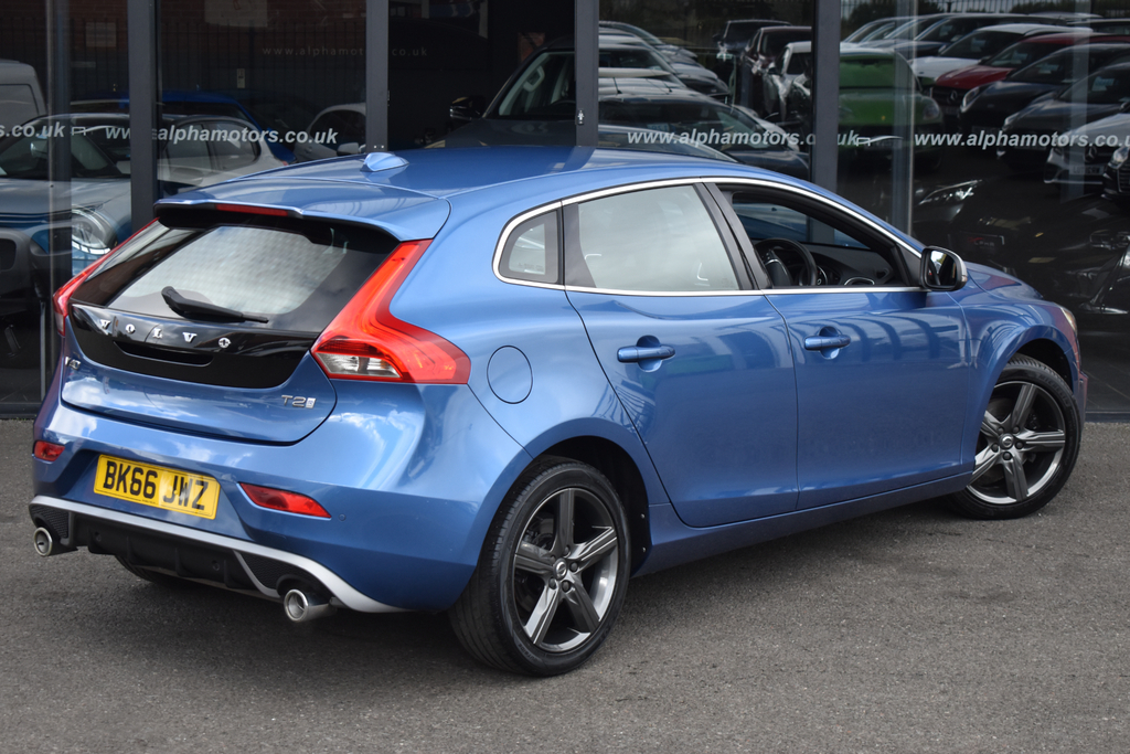Volvo V40 2.0 T2 R-design Hatchback Euro 6 Blue #5