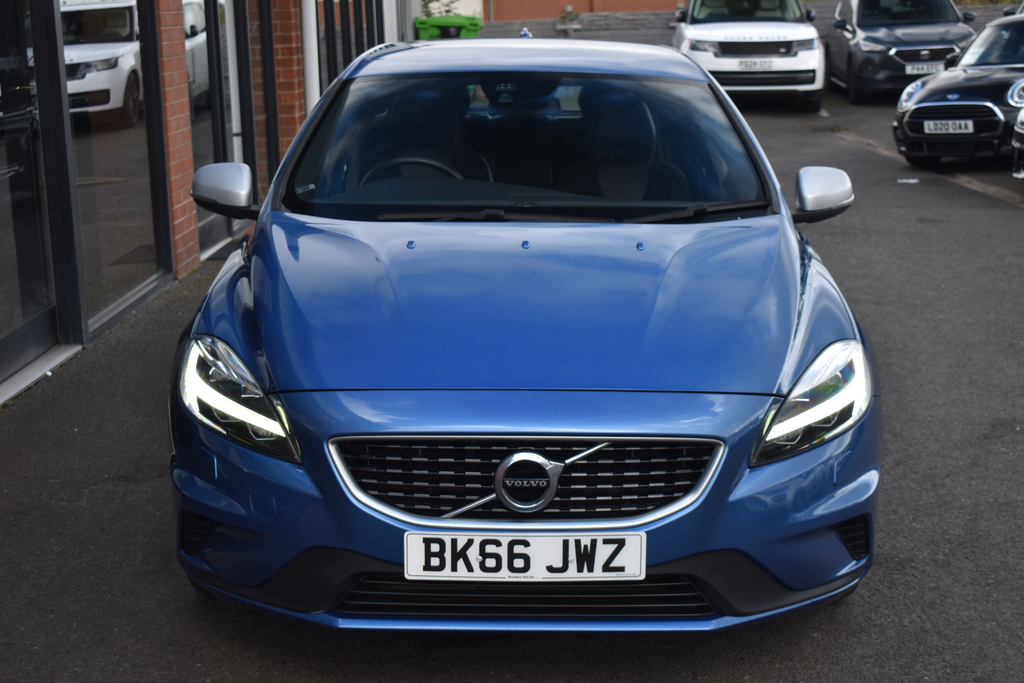 Volvo V40 2.0 T2 R-design Hatchback Euro 6 Blue #3