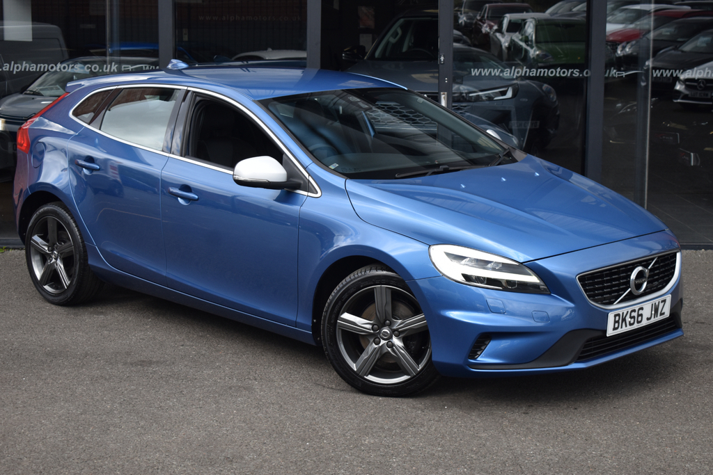 Volvo V40 2.0 T2 R-design Hatchback Euro 6 Blue