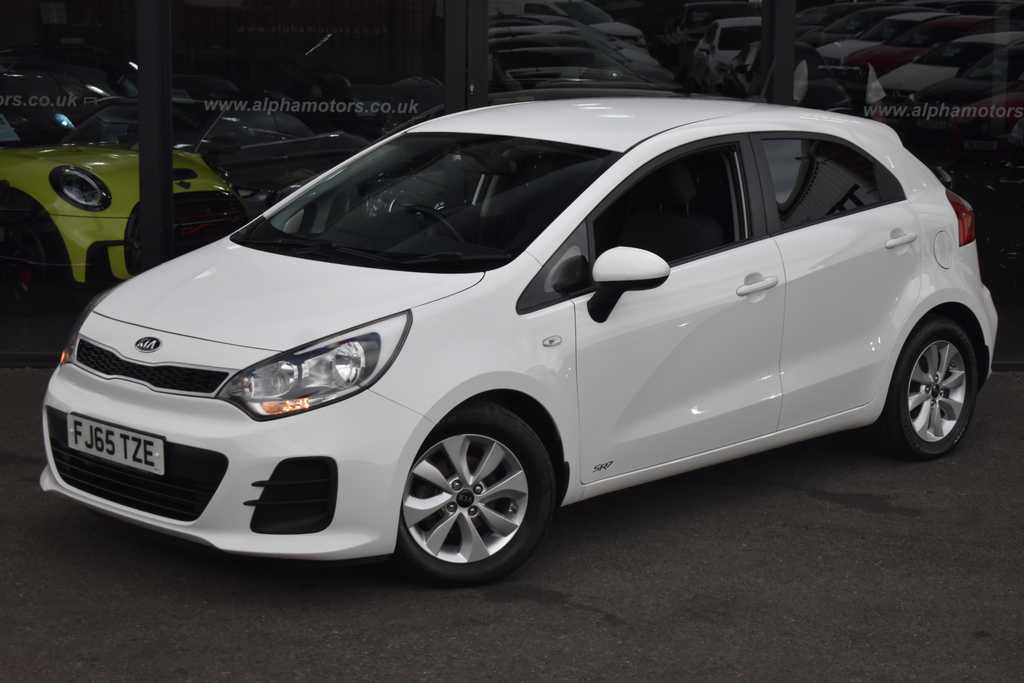 Kia RIO 1.25 Sr7 Hatchback Euro 6 84 Bh White #4