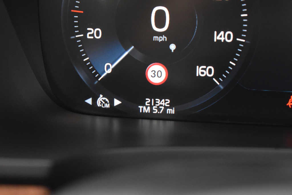 Volvo V90 2.0 D4 Inscription 188 Bhp Grey #9
