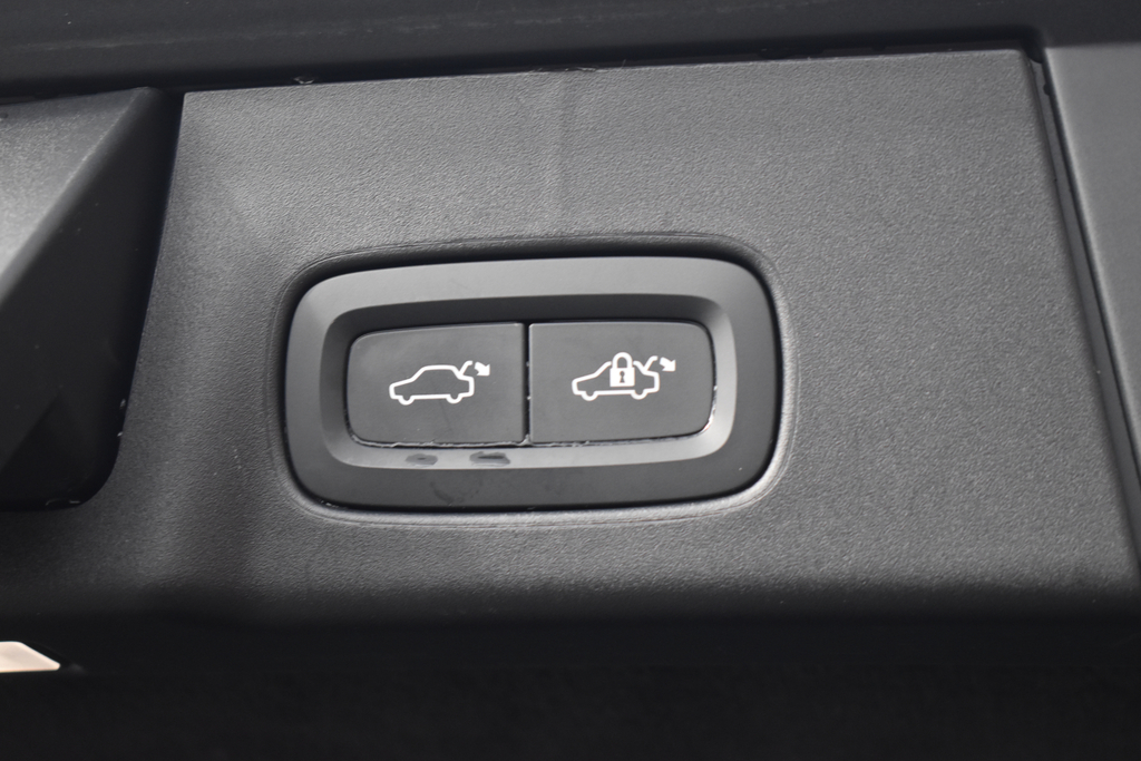 Volvo V90 2.0 D4 Inscription 188 Bhp Grey #52