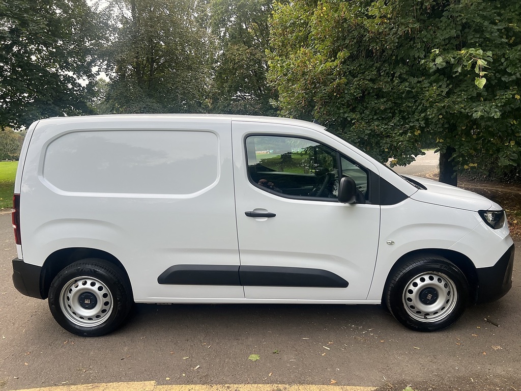 Fiat Doblo 1.5 Multijet3 1000Kg Primo 202525 White #4