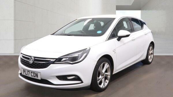 Vauxhall Astra Sri White