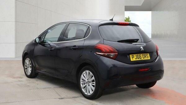 Peugeot 208 Allure Premium Blue #5