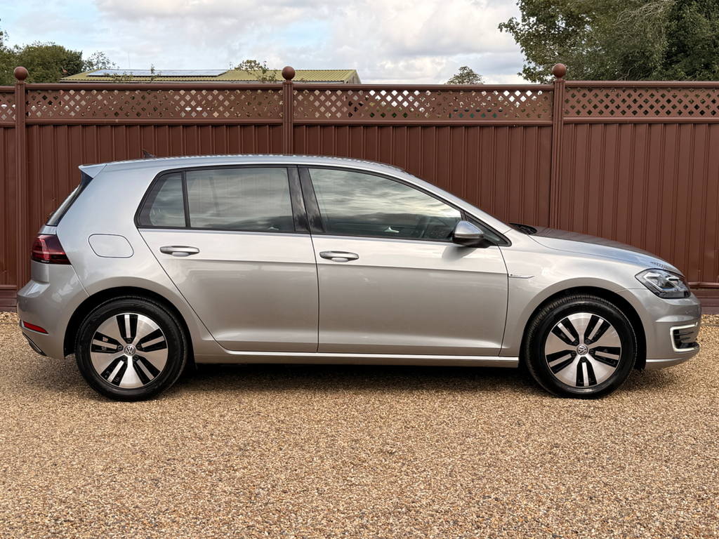 Volkswagen e-Golf 35.8Kwh Hatchback 136 Ps VA19XVL Silver #3