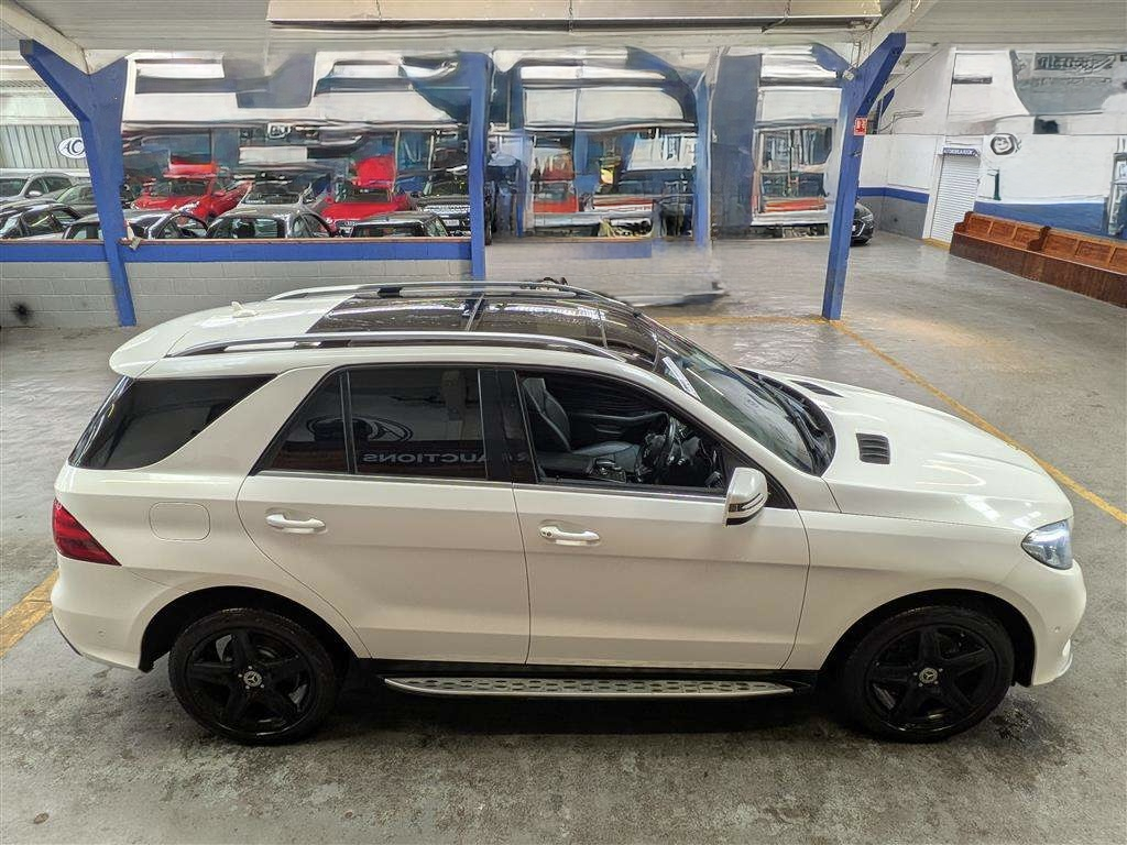 Mercedes-Benz GLE Class 3L Amg Line Black #19