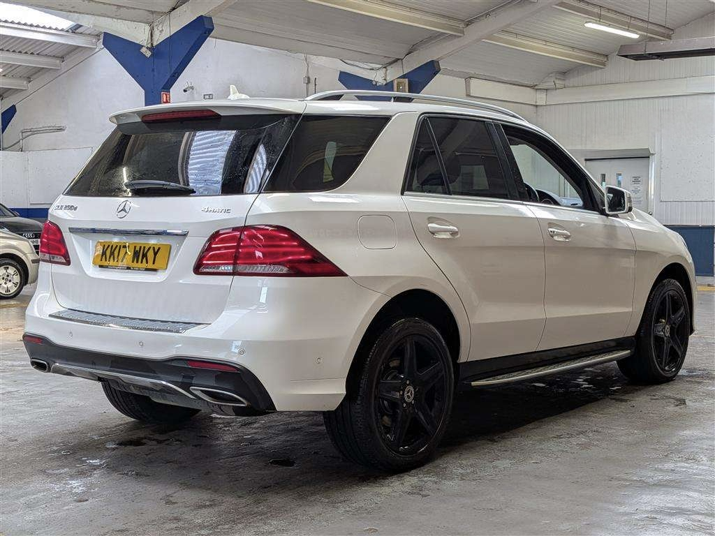Mercedes-Benz GLE Class 3L Amg Line Black #5