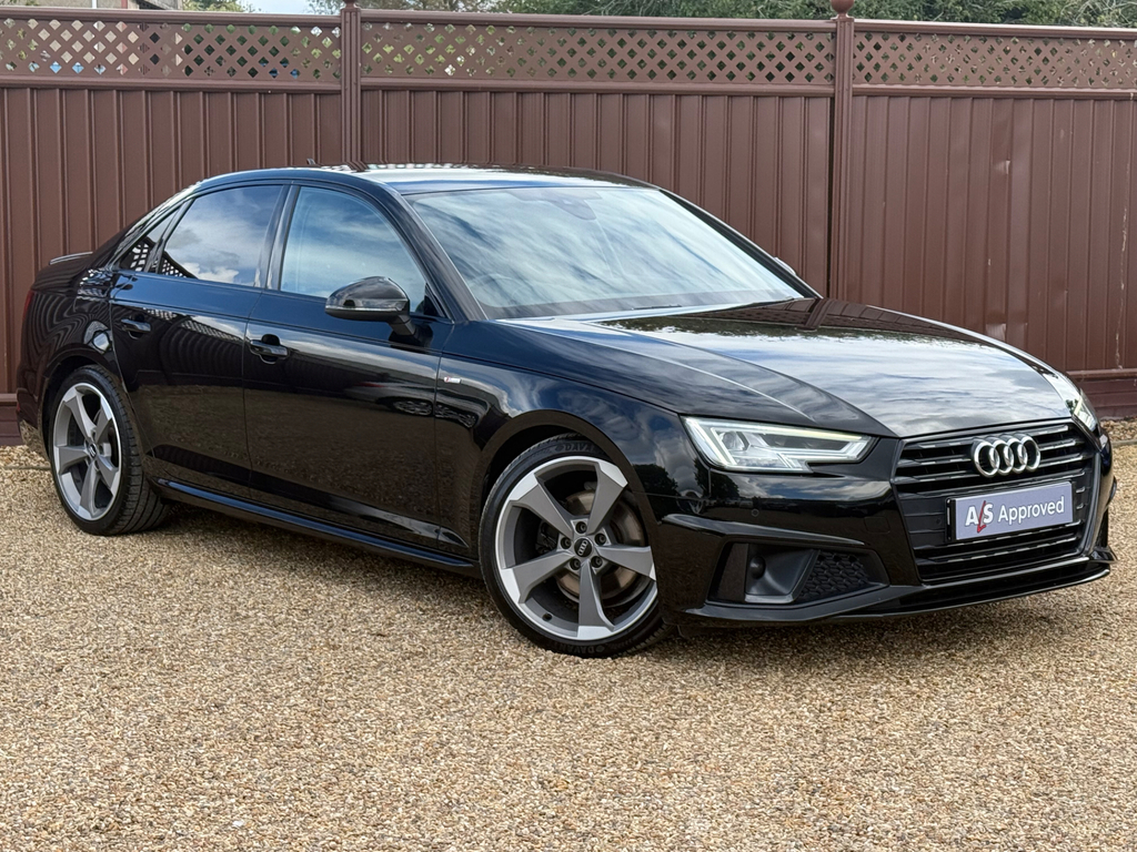Audi A4 2.0 Tdi 35 Black Edition Saloon S Troni Black