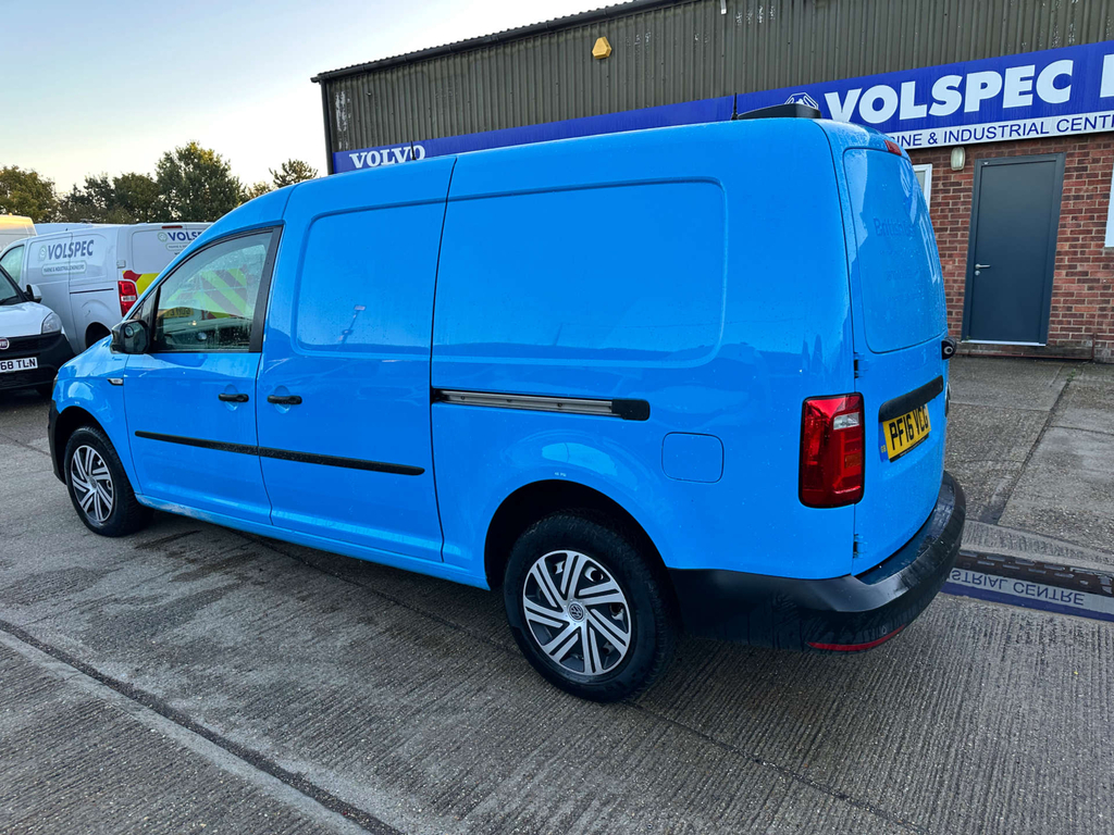 Volkswagen Caddy Maxi C20 Bluemotion Tech Startline Panel Van Man Blue #5