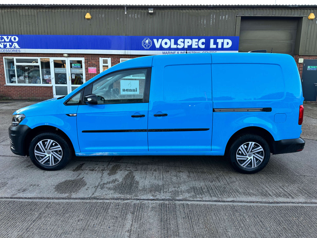 Volkswagen Caddy Maxi C20 Bluemotion Tech Startline Panel Van Man Blue #4