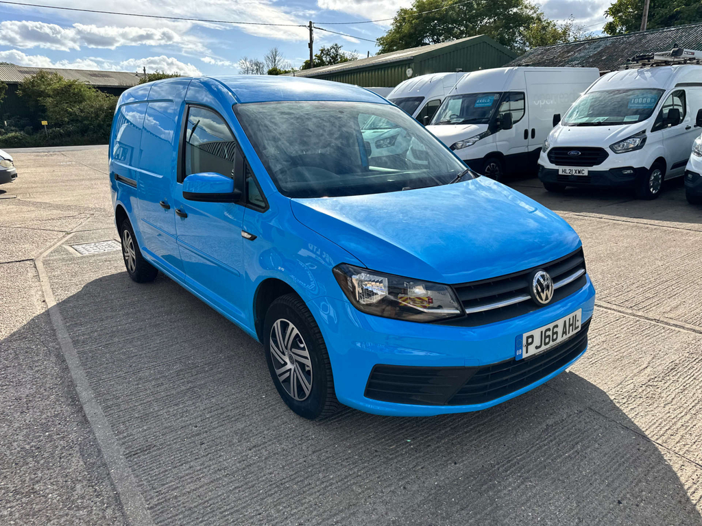 Volkswagen Caddy Maxi Mpv Blue #2