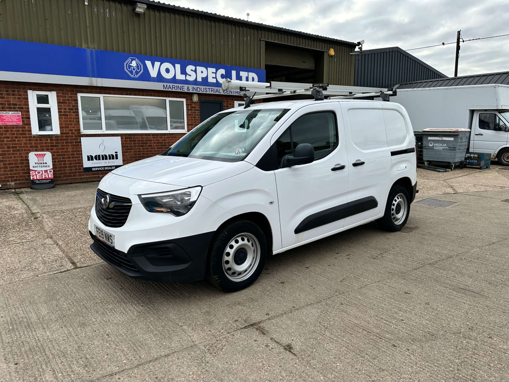 Vauxhall Combo 2000 1.5 Turbo D 75Ps H1 Sportive Van #3