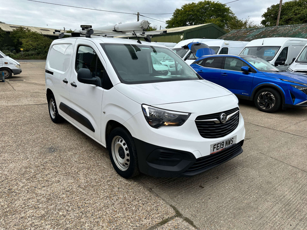 Vauxhall Combo 2000 1.5 Turbo D 75Ps H1 Sportive Van #2