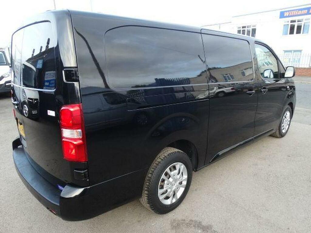 Vauxhall Vivaro 2.0 Turbo D 3100 Sportive L2 H1 Euro 6 Ss Black #6