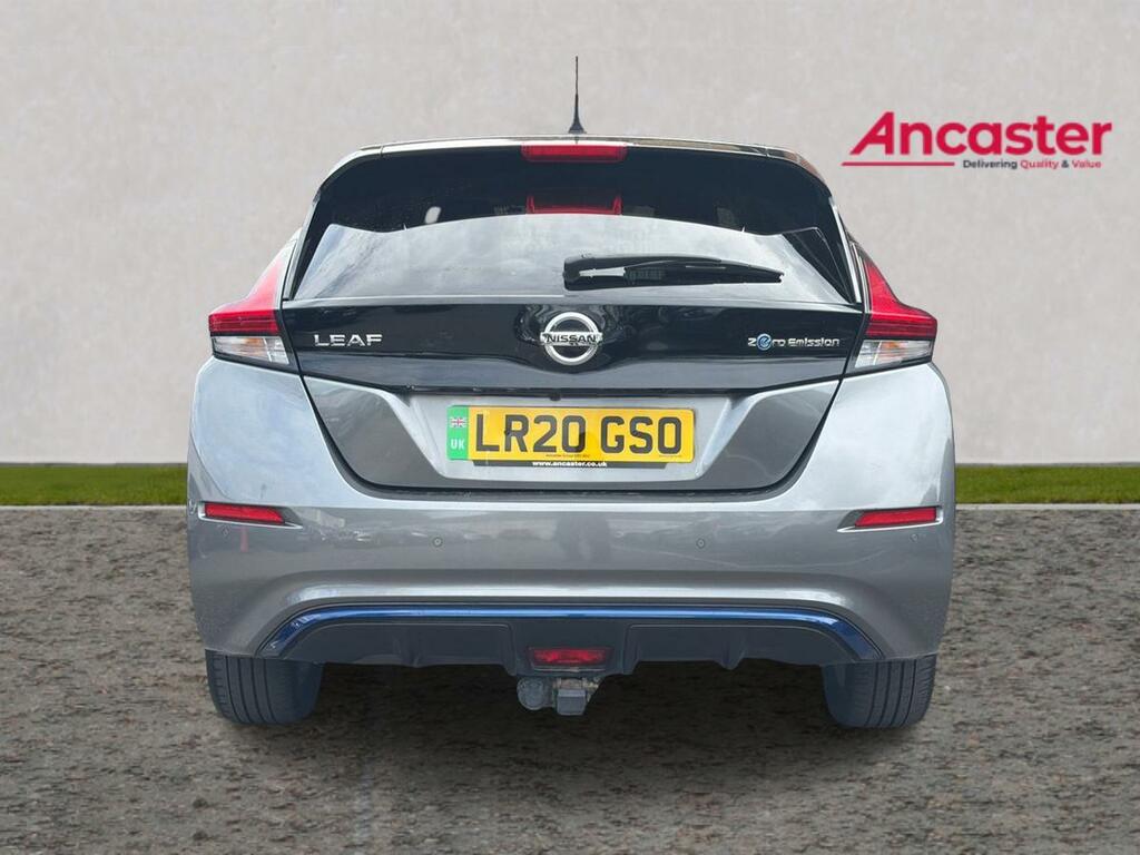 Nissan Leaf 110Kw N-connecta 40Kwh Grey #4
