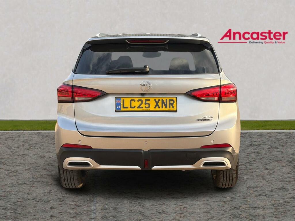 MG ZS 1.5 Hybrid Trophy Silver #4