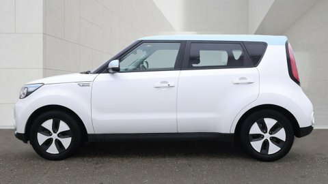 Kia Soul 27Kwh Ev Suv White #5