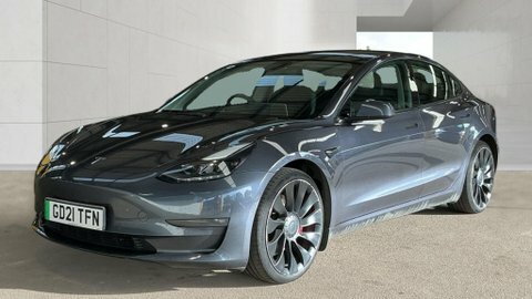 Tesla Model 3 Dual Motor Performance Grey