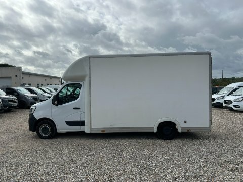 Renault Master Luton Low Loader