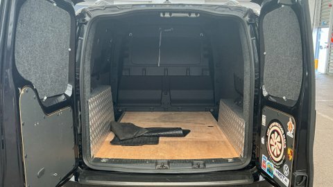 Volkswagen Caddy Swb L1h1 Low Black #5