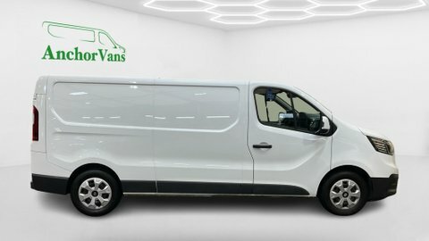 Renault Trafic Lwb L2h1 Low White #4