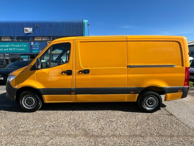 Mercedes-Benz Sprinter 2.0 315 Cdi Progressive Panel Van Manua Yellow #6