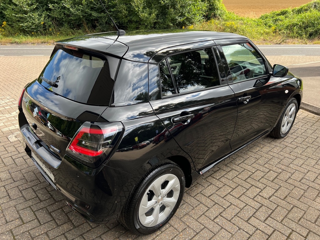Suzuki Swift 1.2 Mild Hybrid Motion Black #3