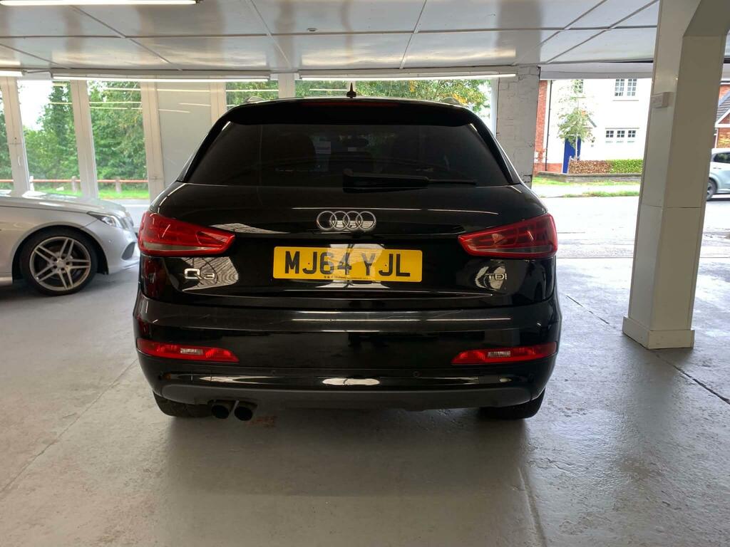 Audi Q3 Se Black #6