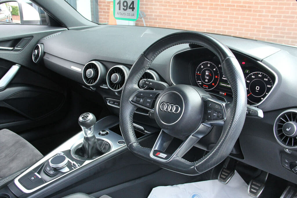 Audi TT 2.0 Tdi Ultra S Line White #6