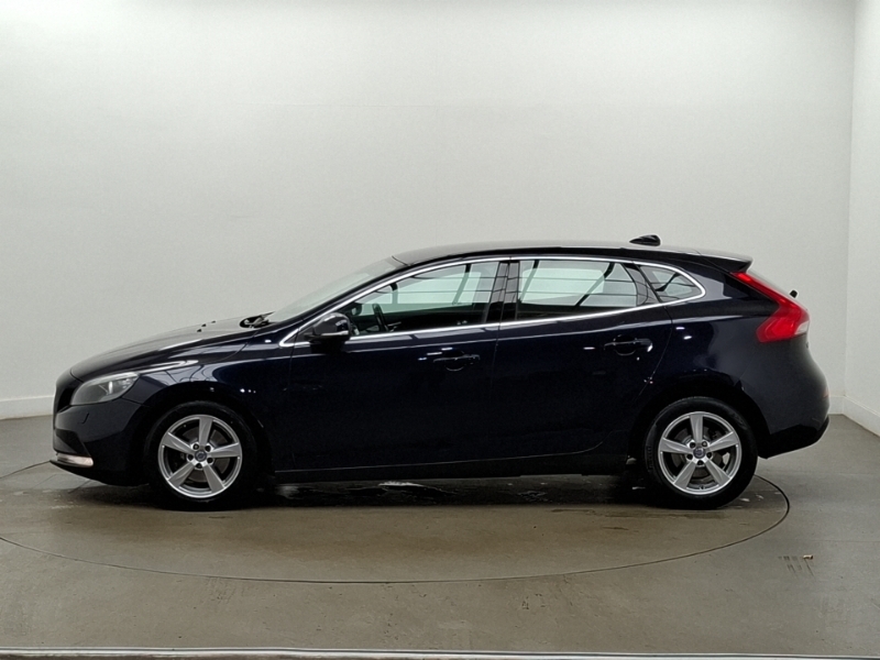 Volvo V40 D2 120 Se Nav Blue #4