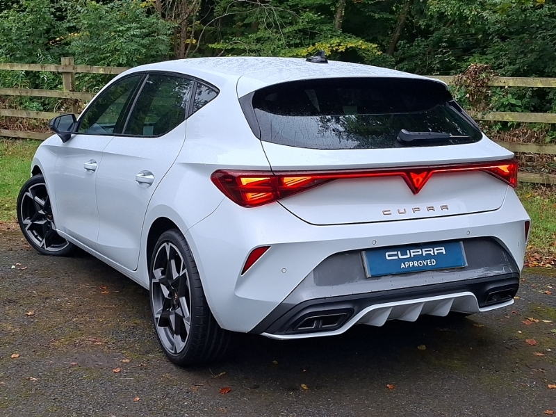 Cupra Leon 1.5 Tsi 150 V2 White #2