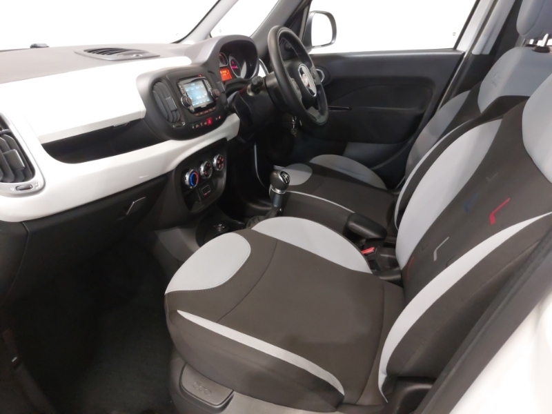 Fiat 500L 1.4 Pop White #4